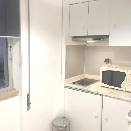 아파트 With 2 Bedrooms In Praia Da Rocha With Furnished Terrace And Wifi 100 M From The Beach 포티마오