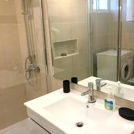 Apartmán With 2 Bedrooms In Praia Da Rocha With Furnished Terrace And Wifi 100 M From The Beach Portimão