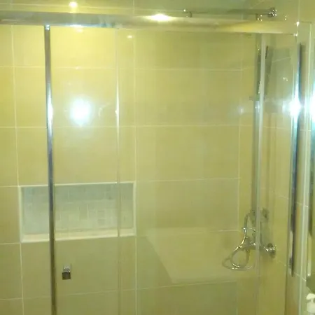 Apartmán With 2 Bedrooms In Praia Da Rocha With Furnished Terrace And Wifi 100 M From The Beach
